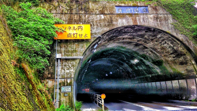 トンネルの掘削工法
